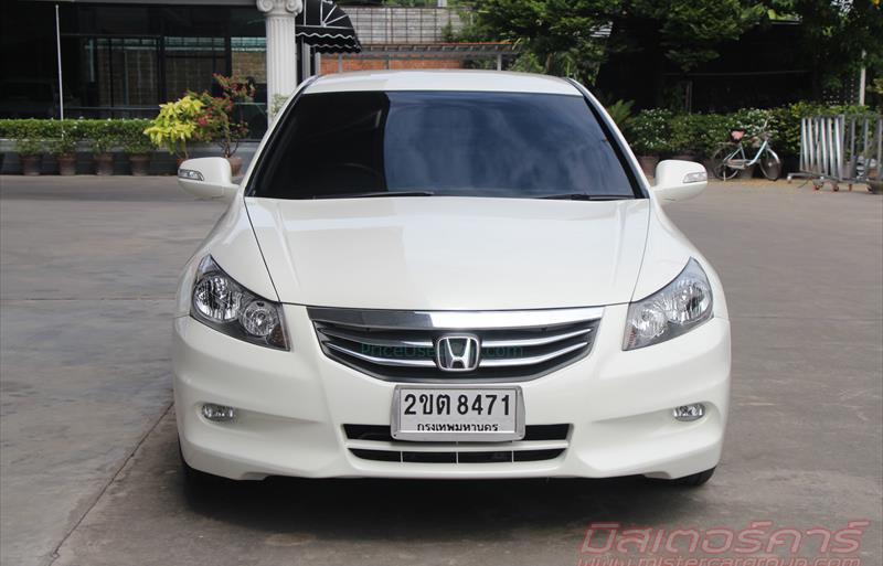 ขายรถเก๋งมือสอง honda accord รถปี2011 รหัส 81327 รูปที่2