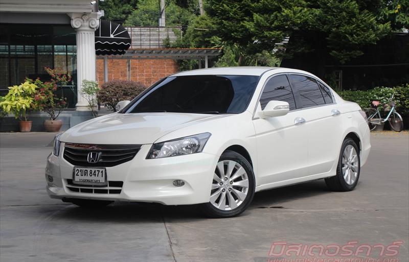 รถเก๋งมือสอง HONDA ACCORD รถปี 2011