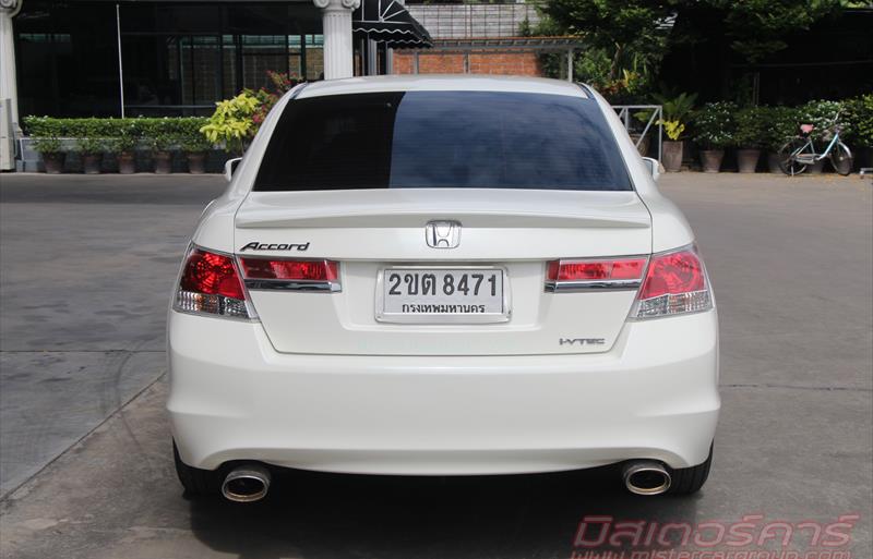 ขายรถเก๋งมือสอง honda accord รถปี2011 รหัส 81327 รูปที่4