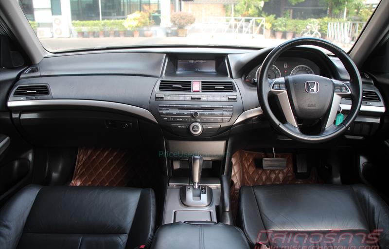 ขายรถเก๋งมือสอง honda accord รถปี2011 รหัส 81327 รูปที่9