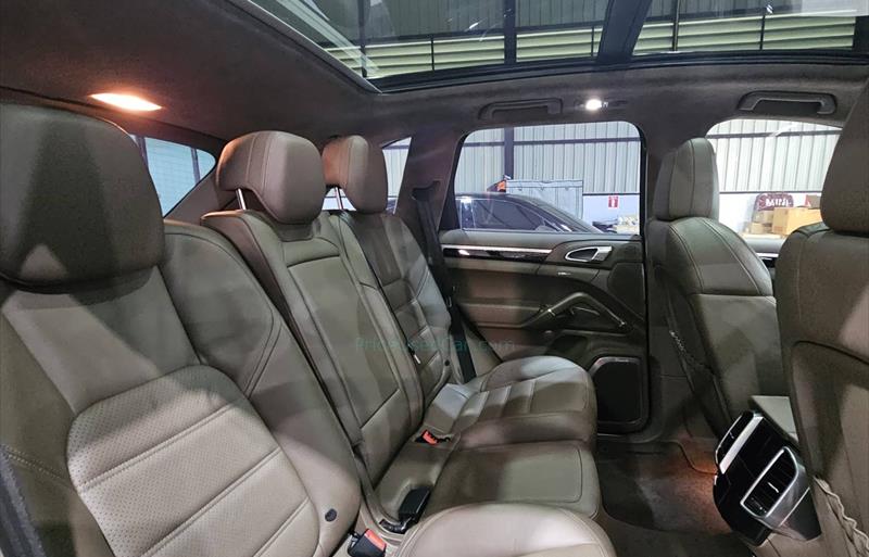 ขายรถ-suv-มือสอง-porsche-ปอร์เช่-cayenne-รถปี2012-รหัส81333-77987738.jpg ขายรถ-suv-มือสอง-porsche-ปอร์เช่-cayenne-รถปี2012-รหัส81333-77987738.jpg