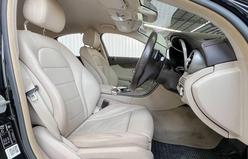 ขายรถเก๋งมือสอง-mercedes-benz-เมอร์เซเดสเบนซ์-c300-รถปี2016-รหัส81389-76664e41.jpg ขายรถเก๋งมือสอง-mercedes-benz-เมอร์เซเดสเบนซ์-c300-รถปี2016-รหัส81389-76664e41.jpg