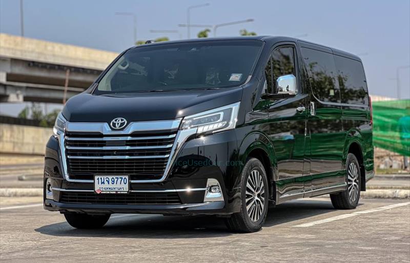 รถตู้มือสอง TOYOTA MAJESTY รถปี 2019