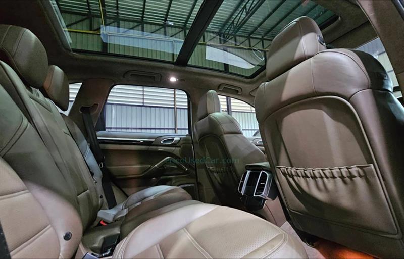 ขายรถ-suv-มือสอง-porsche-ปอร์เช่-cayenne-รถปี2012-รหัส81391-5a8c80b9.jpg ขายรถ-suv-มือสอง-porsche-ปอร์เช่-cayenne-รถปี2012-รหัส81391-5a8c80b9.jpg