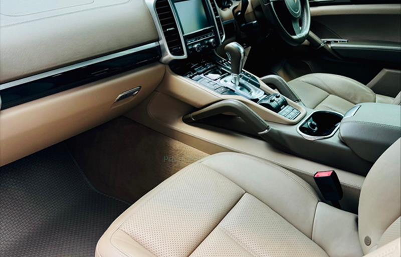 ขายรถ-suv-มือสอง-porsche-ปอร์เช่-cayenne-รถปี2012-รหัส81393-14da5470.jpg ขายรถ-suv-มือสอง-porsche-ปอร์เช่-cayenne-รถปี2012-รหัส81393-14da5470.jpg