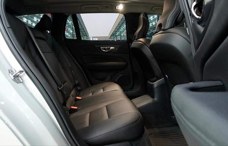 ขายรถเก๋งมือสอง-volvo-วอลโว่-v60-รถปี2021-รหัส81453-30ec70c0.jpg ขายรถเก๋งมือสอง-volvo-วอลโว่-v60-รถปี2021-รหัส81453-30ec70c0.jpg
