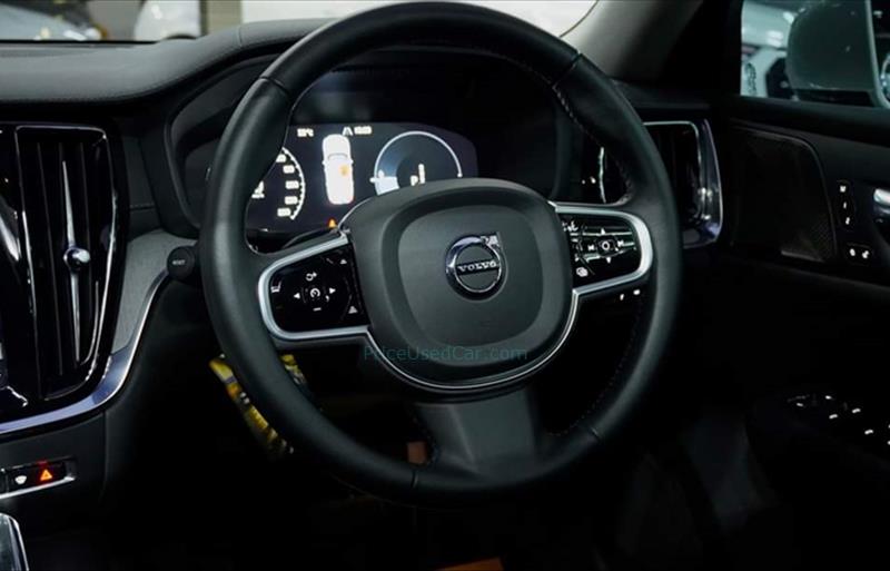 ขายรถเก๋งมือสอง-volvo-วอลโว่-v60-รถปี2021-รหัส81453-93a2173a.jpg ขายรถเก๋งมือสอง-volvo-วอลโว่-v60-รถปี2021-รหัส81453-93a2173a.jpg
