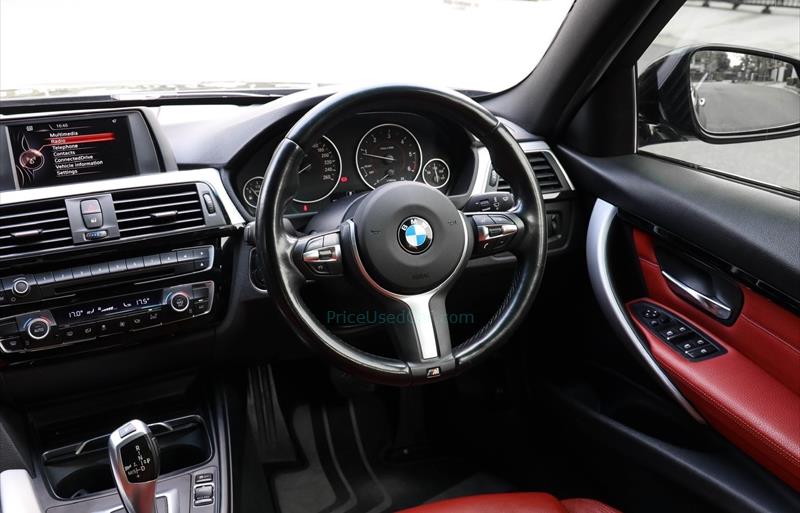 ขายรถเก๋งมือสอง-bmw-บีเอ็มดับบลิว-320d-สามสองศูนย์ดี-รถปี2017-รหัส81465-ffe9ec19.jpg ขายรถเก๋งมือสอง-bmw-บีเอ็มดับบลิว-320d-สามสองศูนย์ดี-รถปี2017-รหัส81465-ffe9ec19.jpg