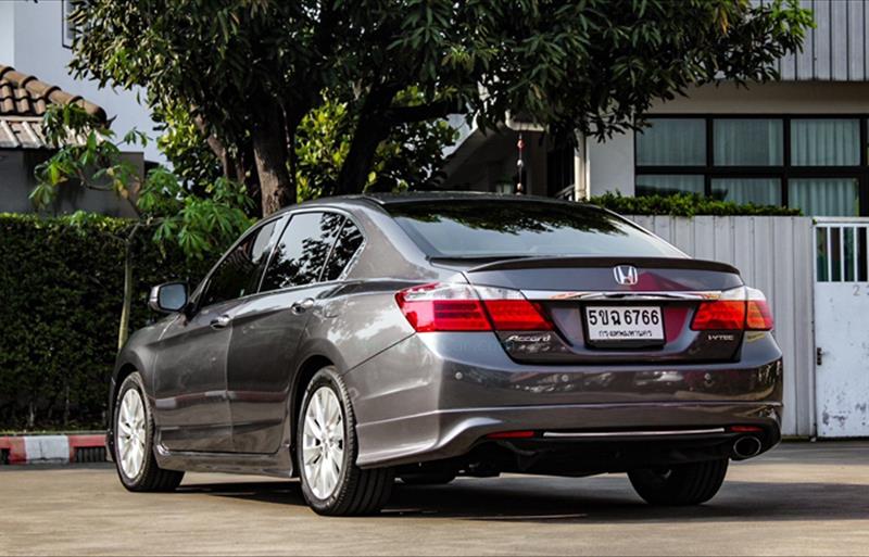 ขายรถเก๋งมือสอง-honda-ฮอนด้า-accord-แอคคอร์ด-รถปี2014-รหัส81516-f4dc4219.jpg ขายรถเก๋งมือสอง-honda-ฮอนด้า-accord-แอคคอร์ด-รถปี2014-รหัส81516-f4dc4219.jpg