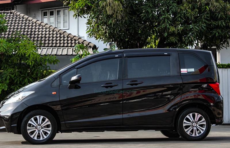 ขายรถเก๋งมือสอง honda freed รถปี2013 รหัส 81517 รูปที่4