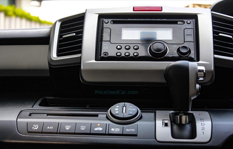 ขายรถเก๋งมือสอง-honda-ฮอนด้า-freed-ฟรีด-รถปี2013-รหัส81517-87bbfd96.jpg ขายรถเก๋งมือสอง-honda-ฮอนด้า-freed-ฟรีด-รถปี2013-รหัส81517-87bbfd96.jpg