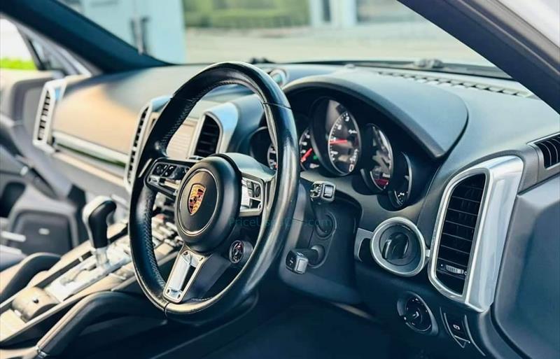 ขายรถ-suv-มือสอง-porsche-ปอร์เช่-cayenne-รถปี2012-รหัส81540-433603ec.jpg ขายรถ-suv-มือสอง-porsche-ปอร์เช่-cayenne-รถปี2012-รหัส81540-433603ec.jpg