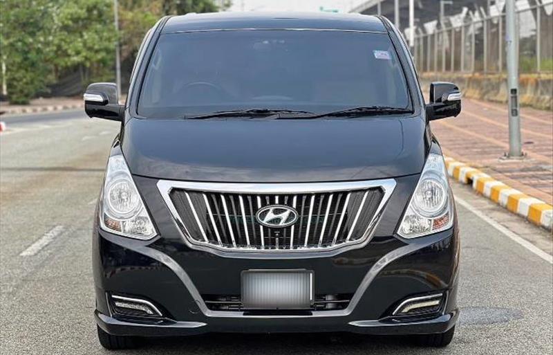 ขายรถตู้มือสอง hyundai h-1 รถปี2017 รหัส 81542 รูปที่2