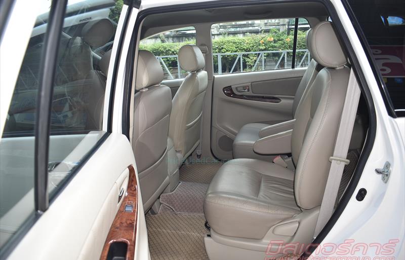 ขายรถตู้มือสอง-toyota-โตโยต้า-innova-อินโนวา-รถปี2013-รหัส81552-8830e9b8.jpg ขายรถตู้มือสอง-toyota-โตโยต้า-innova-อินโนวา-รถปี2013-รหัส81552-8830e9b8.jpg