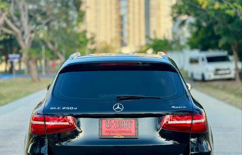 ขายรถเก๋งมือสอง-mercedes-benz-เมอร์เซเดสเบนซ์-glc250-จีแอลซีสองห้าศูนย์-รถปี2018-รหัส81716-f82832d0.jpg ขายรถเก๋งมือสอง-mercedes-benz-เมอร์เซเดสเบนซ์-glc250-จีแอลซีสองห้าศูนย์-รถปี2018-รหัส81716-f82832d0.jpg