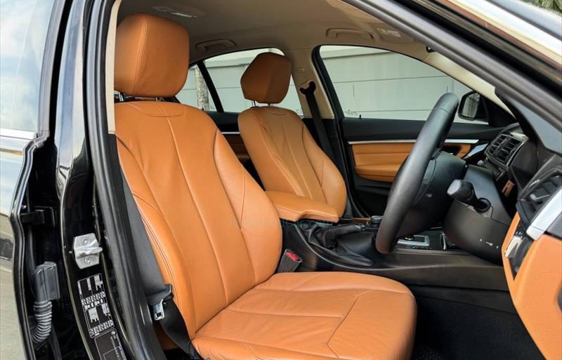 ขายรถเก๋งมือสอง-bmw-บีเอ็มดับบลิว-320d-สามสองศูนย์ดี-รถปี2018-รหัส81718-18b99b62.jpg ขายรถเก๋งมือสอง-bmw-บีเอ็มดับบลิว-320d-สามสองศูนย์ดี-รถปี2018-รหัส81718-18b99b62.jpg