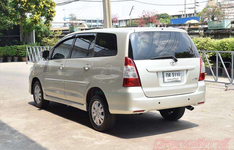 ขายรถตู้มือสอง toyota innova รถปี2013 รหัส 81724 รูปที่3