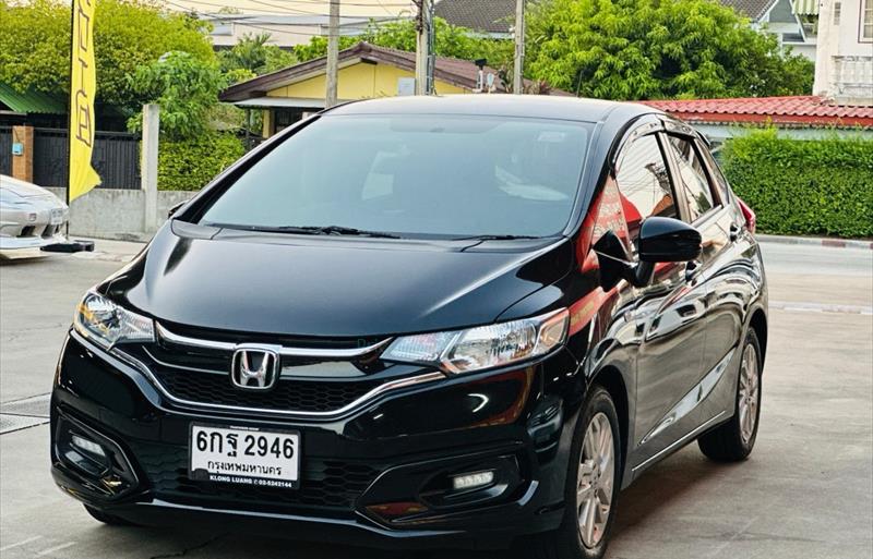 รถเก๋งมือสอง HONDA JAZZ รถปี 2017