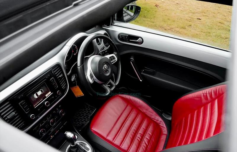 ขายรถเก๋งมือสอง-volkswagen-โฟล์คสวาเกน-beetle-รถปี2014-รหัส81845-3a59ec19.jpg ขายรถเก๋งมือสอง-volkswagen-โฟล์คสวาเกน-beetle-รถปี2014-รหัส81845-3a59ec19.jpg