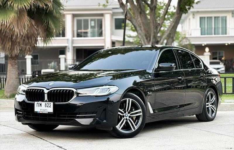 รถเก๋งมือสอง BMW 530i รถปี 2022 รถเก๋งมือสอง BMW 530i รถปี 2022