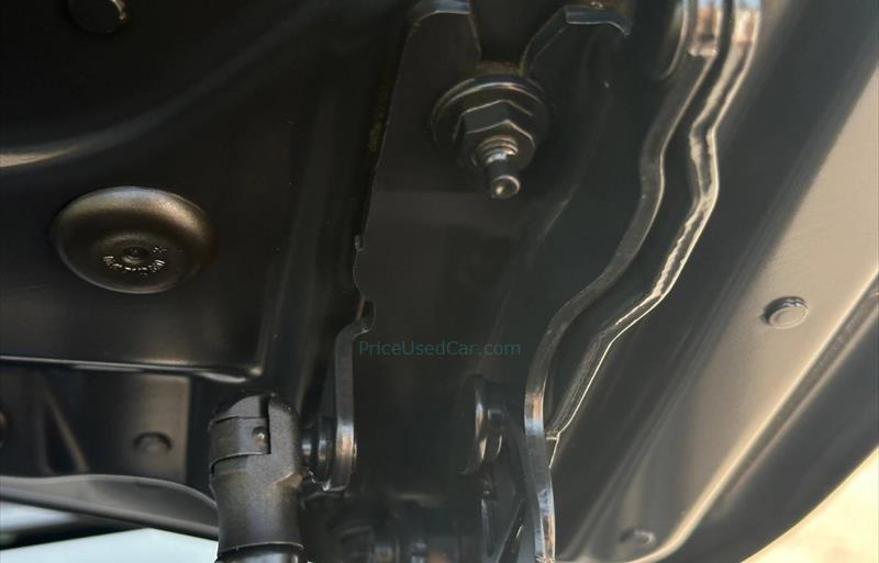 ขายรถเก๋งมือสอง-bmw-บีเอ็มดับบลิว-525d-รถปี2012-รหัส81859-9a25704f.jpg ขายรถเก๋งมือสอง-bmw-บีเอ็มดับบลิว-525d-รถปี2012-รหัส81859-9a25704f.jpg