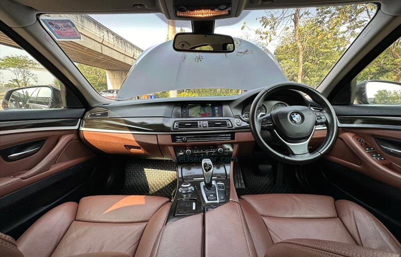 ขายรถเก๋งมือสอง-bmw-บีเอ็มดับบลิว-525d-รถปี2012-รหัส81859-bec302cb.jpg ขายรถเก๋งมือสอง-bmw-บีเอ็มดับบลิว-525d-รถปี2012-รหัส81859-bec302cb.jpg