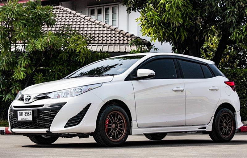 รถเก๋งมือสอง TOYOTA YARIS รถปี 2018 รถเก๋งมือสอง TOYOTA YARIS รถปี 2018