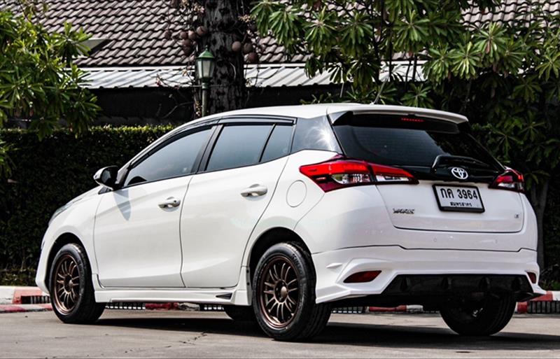 ขายรถเก๋งมือสอง-toyota-โตโยต้า-yaris-ยาริส-รถปี2018-รหัส81871-f2541221.jpg ขายรถเก๋งมือสอง-toyota-โตโยต้า-yaris-ยาริส-รถปี2018-รหัส81871-f2541221.jpg