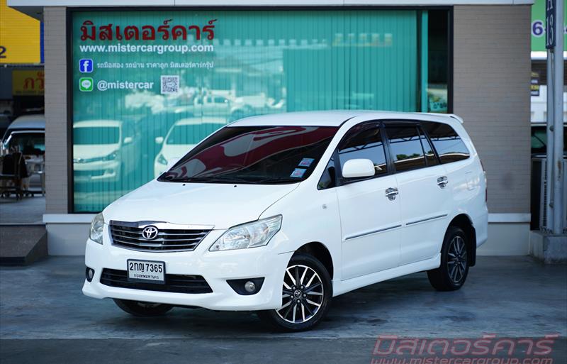 รถตู้มือสอง TOYOTA INNOVA รถปี 2013
