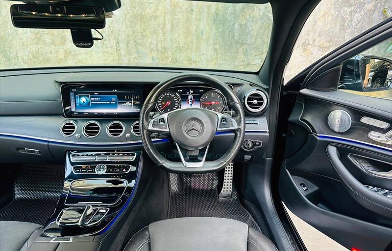 ขายรถเก๋งมือสอง-mercedes-benz-เมอร์เซเดสเบนซ์-e220-รถปี2017-รหัส81904-793f6382.jpg ขายรถเก๋งมือสอง-mercedes-benz-เมอร์เซเดสเบนซ์-e220-รถปี2017-รหัส81904-793f6382.jpg
