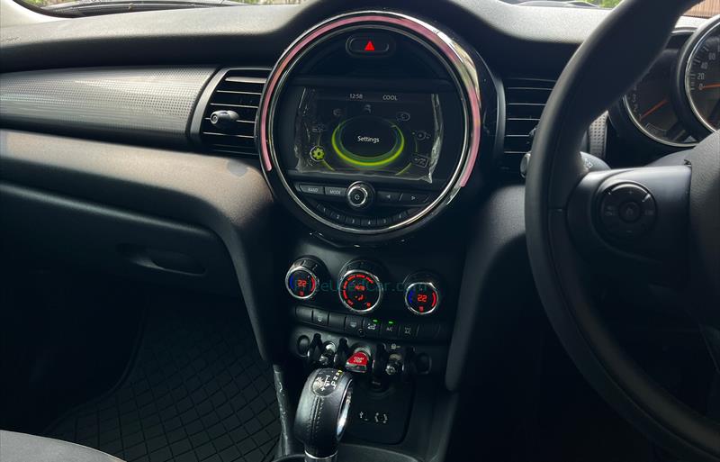 ขายรถเก๋งมือสอง-mini-มินิ-cooper-คูเปอร์-รถปี2015-รหัส81943-f577226e.jpg ขายรถเก๋งมือสอง-mini-มินิ-cooper-คูเปอร์-รถปี2015-รหัส81943-f577226e.jpg