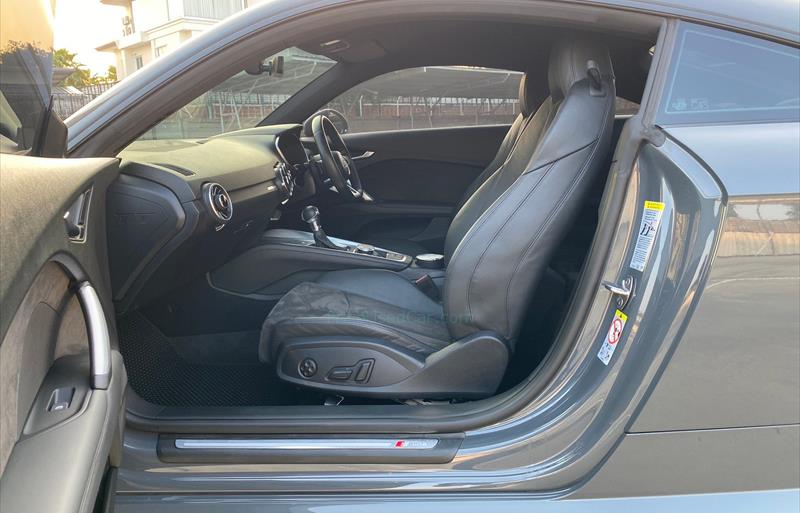 ขายรถเก๋งมือสอง-audi-ออดี้-tt-ทีที-รถปี2017-รหัส81946-423d7e15.jpg ขายรถเก๋งมือสอง-audi-ออดี้-tt-ทีที-รถปี2017-รหัส81946-423d7e15.jpg