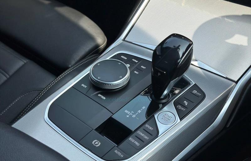 ขายรถเก๋งมือสอง-bmw-บีเอ็มดับบลิว-320d-สามสองศูนย์ดี-รถปี2021-รหัส81949-a0adb269.jpg ขายรถเก๋งมือสอง-bmw-บีเอ็มดับบลิว-320d-สามสองศูนย์ดี-รถปี2021-รหัส81949-a0adb269.jpg