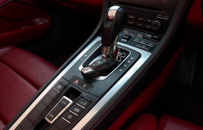 ขายรถเก๋งมือสอง-porsche-ปอร์เช่-boxster-รถปี2018-รหัส82003-9a74858f.jpg ขายรถเก๋งมือสอง-porsche-ปอร์เช่-boxster-รถปี2018-รหัส82003-9a74858f.jpg