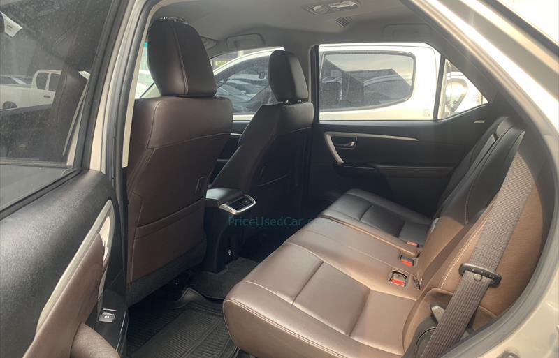 ขายรถ-suv-มือสอง-toyota-โตโยต้า-fortuner-ฟอร์จูนเนอร์-รถปี2018-รหัส82030-88a4a212.jpg ขายรถ-suv-มือสอง-toyota-โตโยต้า-fortuner-ฟอร์จูนเนอร์-รถปี2018-รหัส82030-88a4a212.jpg