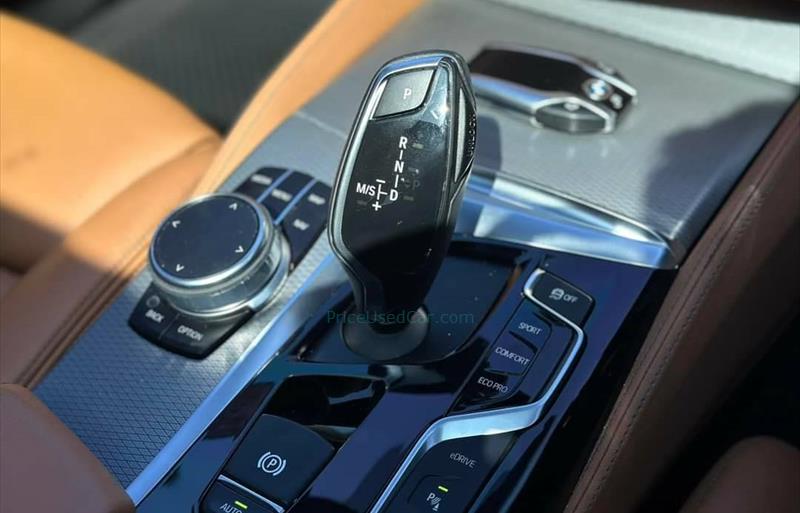 ขายรถเก๋งมือสอง-bmw-บีเอ็มดับบลิว-330e-รถปี2019-รหัส82036-112aa61b.jpg ขายรถเก๋งมือสอง-bmw-บีเอ็มดับบลิว-330e-รถปี2019-รหัส82036-112aa61b.jpg