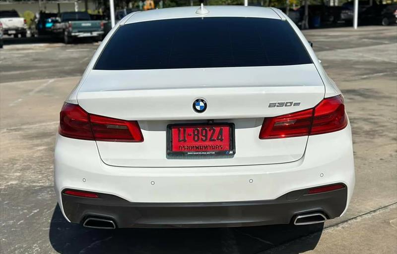 ขายรถเก๋งมือสอง-bmw-บีเอ็มดับบลิว-330e-รถปี2019-รหัส82036-636bd446.jpg ขายรถเก๋งมือสอง-bmw-บีเอ็มดับบลิว-330e-รถปี2019-รหัส82036-636bd446.jpg