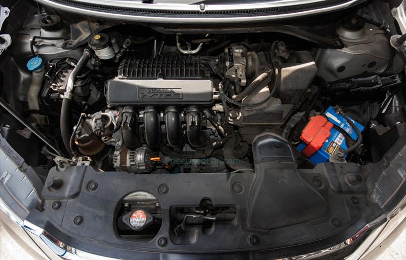 ขายรถ-suv-มือสอง-honda-ฮอนด้า-br-v-บีอาร์วี-รถปี2016-รหัส82060-9b735000.jpg ขายรถ-suv-มือสอง-honda-ฮอนด้า-br-v-บีอาร์วี-รถปี2016-รหัส82060-9b735000.jpg