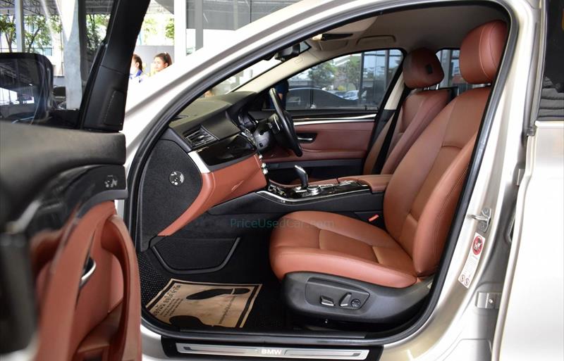ขายรถเก๋งมือสอง-bmw-บีเอ็มดับบลิว-525d-รถปี2015-รหัส82087-a5e6d21b.jpg ขายรถเก๋งมือสอง-bmw-บีเอ็มดับบลิว-525d-รถปี2015-รหัส82087-a5e6d21b.jpg