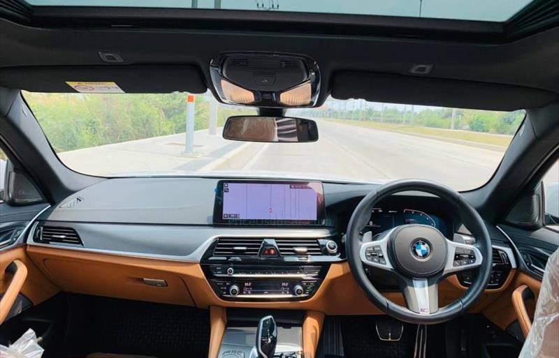 ขายรถเก๋งมือสอง-bmw-บีเอ็มดับบลิว-530i-รถปี2022-รหัส82100-e30d7ba9.jpg ขายรถเก๋งมือสอง-bmw-บีเอ็มดับบลิว-530i-รถปี2022-รหัส82100-e30d7ba9.jpg