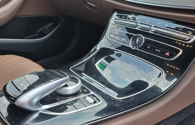 ขายรถเก๋งมือสอง-mercedes-benz-เมอร์เซเดสเบนซ์-e350-รถปี2020-รหัส82102-d76dee15.jpg ขายรถเก๋งมือสอง-mercedes-benz-เมอร์เซเดสเบนซ์-e350-รถปี2020-รหัส82102-d76dee15.jpg