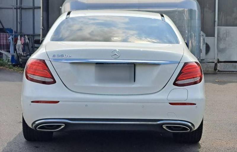 ขายรถเก๋งมือสอง-mercedes-benz-เมอร์เซเดสเบนซ์-e350-รถปี2020-รหัส82102-f527f5c0.jpg ขายรถเก๋งมือสอง-mercedes-benz-เมอร์เซเดสเบนซ์-e350-รถปี2020-รหัส82102-f527f5c0.jpg