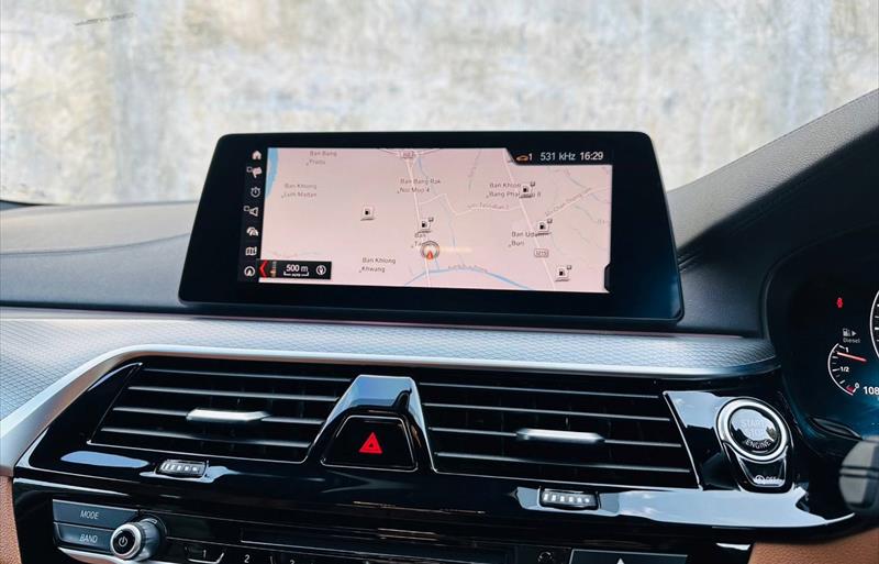 ขายรถเก๋งมือสอง-bmw-บีเอ็มดับบลิว-520d-ห้าสองศูนย์ดี-รถปี2018-รหัส82108-218b50ad.jpg ขายรถเก๋งมือสอง-bmw-บีเอ็มดับบลิว-520d-ห้าสองศูนย์ดี-รถปี2018-รหัส82108-218b50ad.jpg