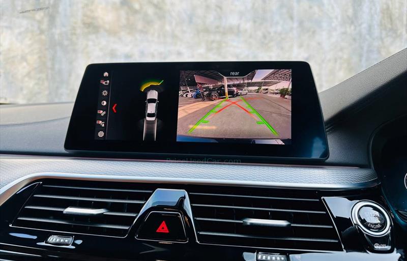 ขายรถเก๋งมือสอง-bmw-บีเอ็มดับบลิว-520d-ห้าสองศูนย์ดี-รถปี2018-รหัส82108-4b696eb0.jpg ขายรถเก๋งมือสอง-bmw-บีเอ็มดับบลิว-520d-ห้าสองศูนย์ดี-รถปี2018-รหัส82108-4b696eb0.jpg