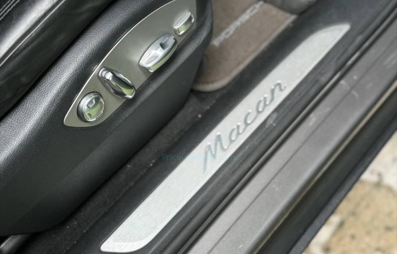 ขายรถเก๋งมือสอง-porsche-ปอร์เช่-macan-รถปี2015-รหัส82123-afb4158f.jpg ขายรถเก๋งมือสอง-porsche-ปอร์เช่-macan-รถปี2015-รหัส82123-afb4158f.jpg