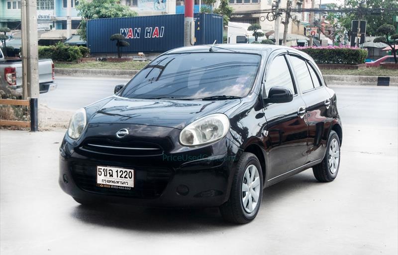 รถเก๋งมือสอง NISSAN MARCH รถปี 2012