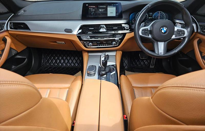 ขายรถเก๋งมือสอง-bmw-บีเอ็มดับบลิว-530i-รถปี2018-รหัส82154-09d662d9.jpg ขายรถเก๋งมือสอง-bmw-บีเอ็มดับบลิว-530i-รถปี2018-รหัส82154-09d662d9.jpg