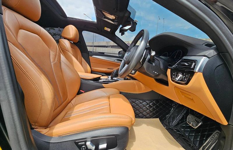 ขายรถเก๋งมือสอง-bmw-บีเอ็มดับบลิว-530i-รถปี2018-รหัส82154-1c5dd8b4.jpg ขายรถเก๋งมือสอง-bmw-บีเอ็มดับบลิว-530i-รถปี2018-รหัส82154-1c5dd8b4.jpg