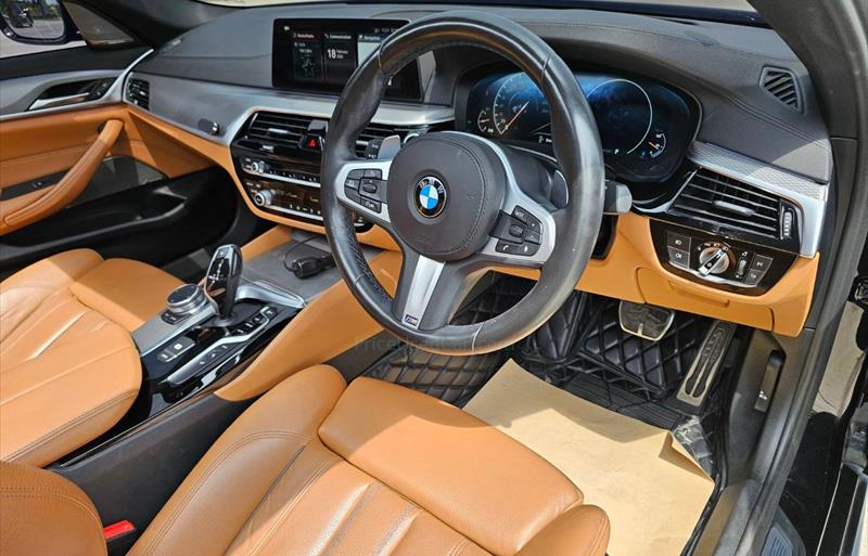 ขายรถเก๋งมือสอง bmw 530i รถปี2018 รหัส 82154 รูปที่8