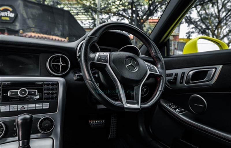ขายรถเก๋งมือสอง-mercedes-benz-เมอร์เซเดสเบนซ์-slk200-amg-รถปี2012-รหัส82197-e285fe6f.jpg ขายรถเก๋งมือสอง-mercedes-benz-เมอร์เซเดสเบนซ์-slk200-amg-รถปี2012-รหัส82197-e285fe6f.jpg